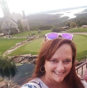 Meet your Posher, Stacy